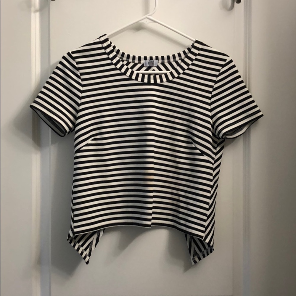 Adorable black and white short sleeve shirt!